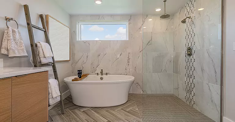 Luxury Master Bath Designs in Urbana